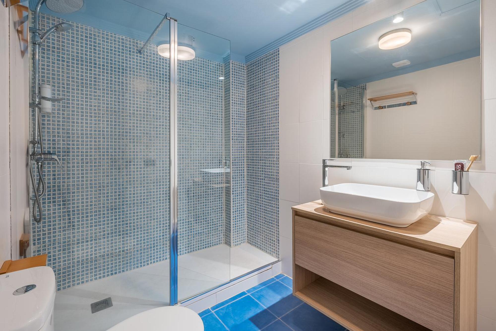 Granada Suites By Olala Homes Luaran gambar