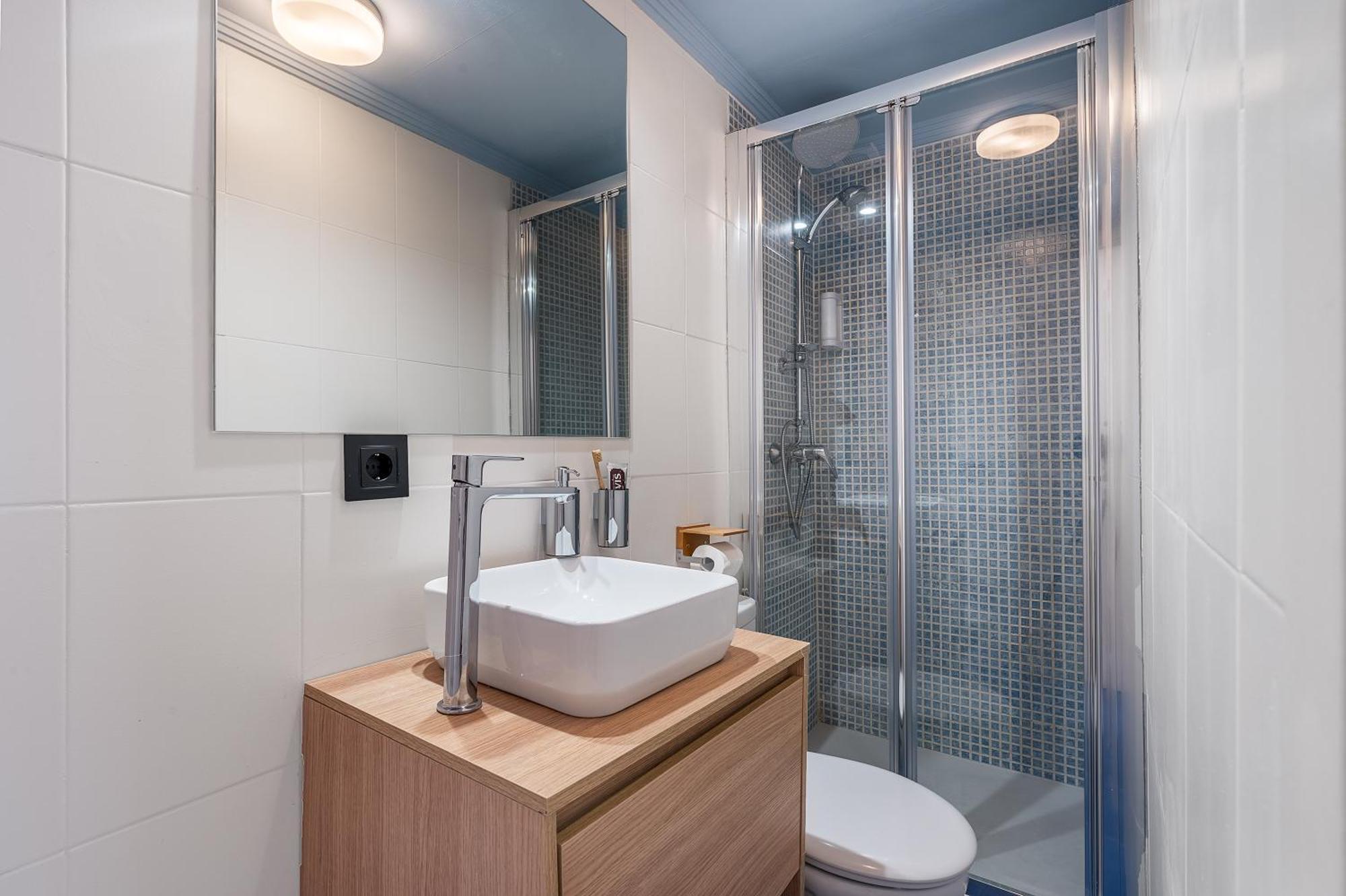 Granada Suites By Olala Homes Luaran gambar