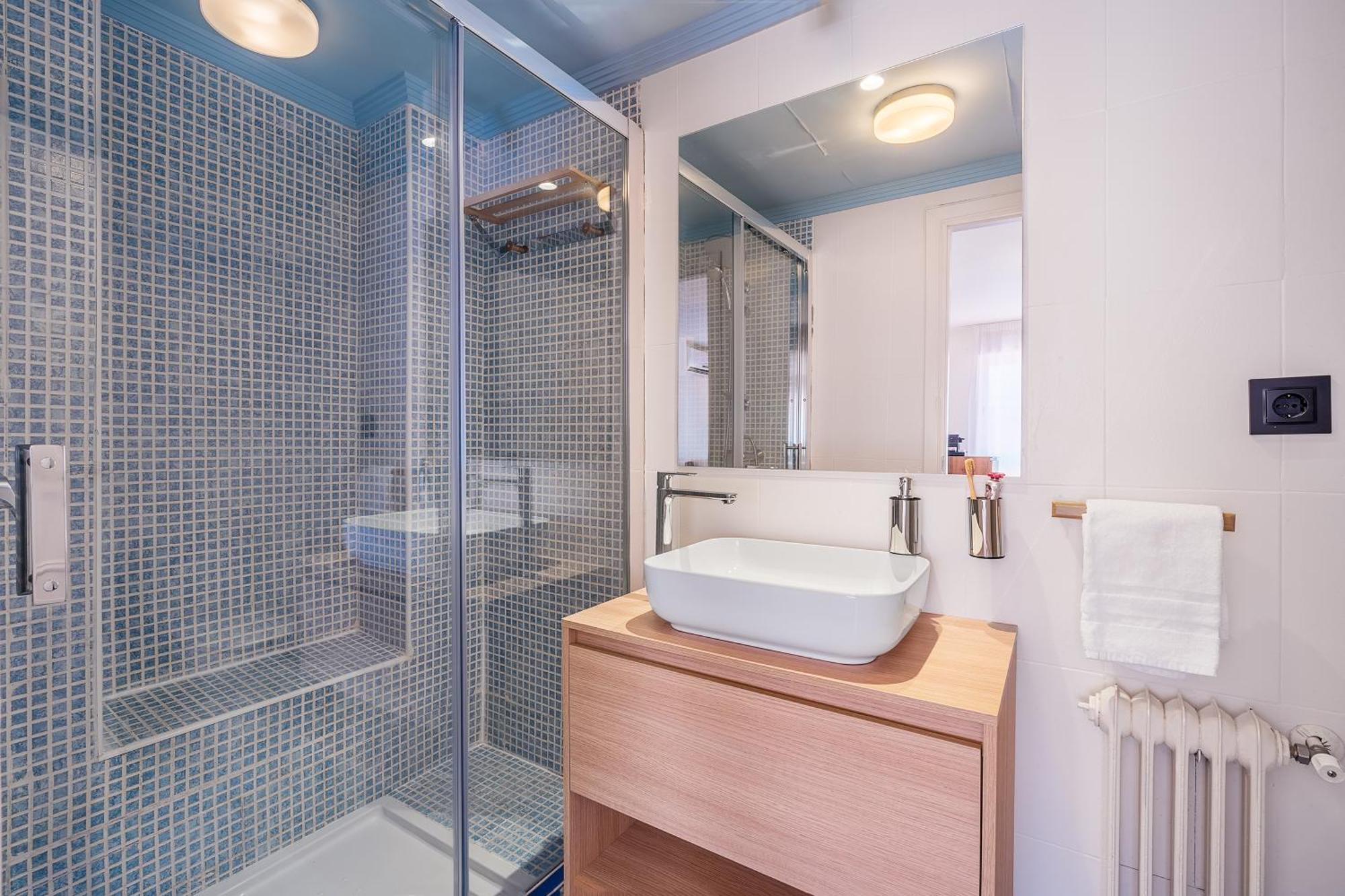 Granada Suites By Olala Homes Luaran gambar