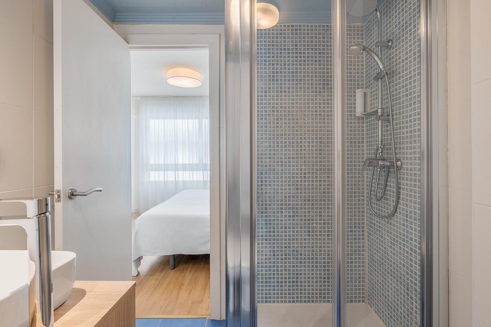 Granada Suites By Olala Homes Luaran gambar